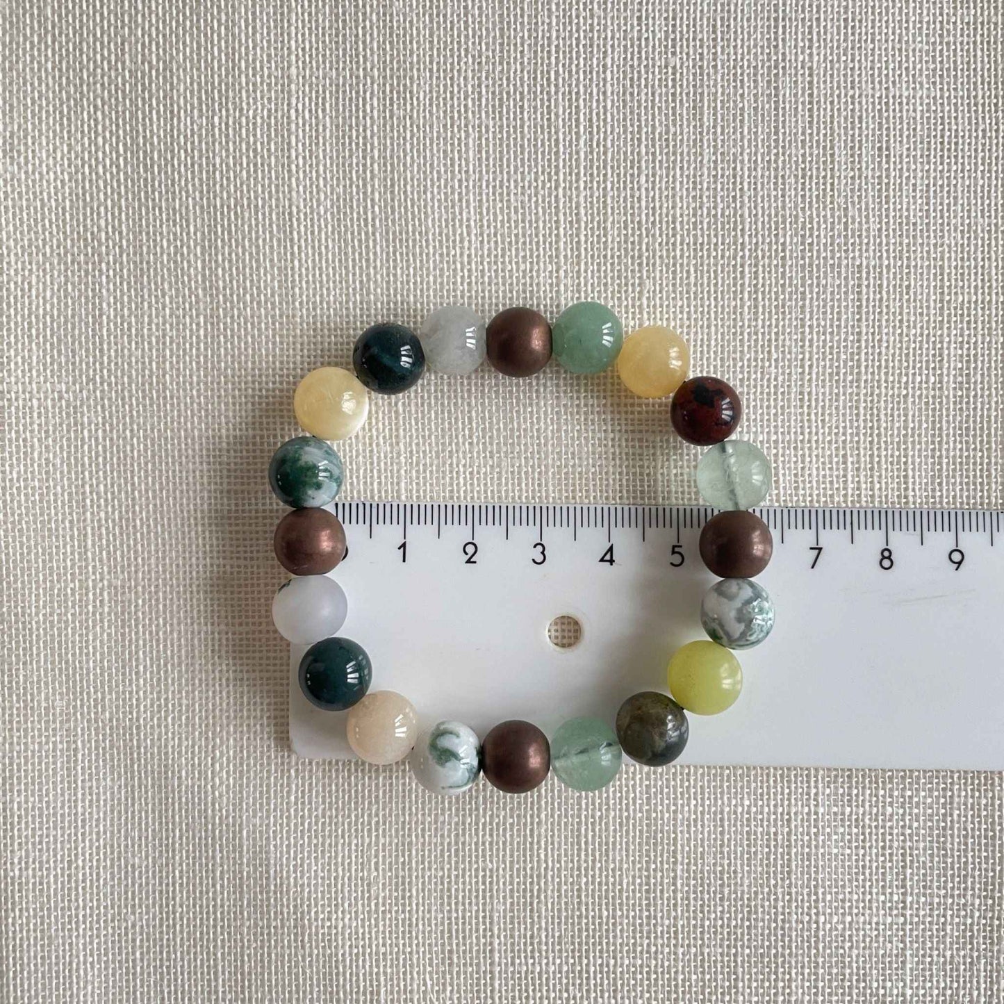 Armband van diverse edelsteen kralen