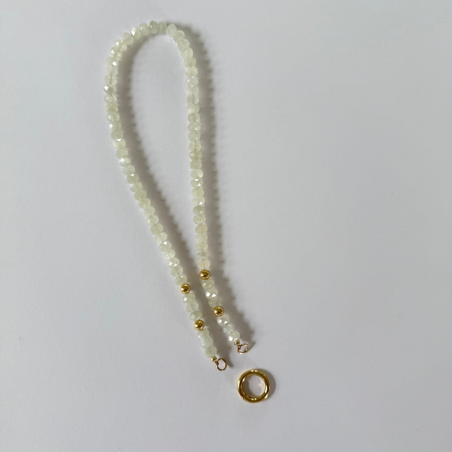 Ketting van witte maansteen rondellen met ronde gold filled sluiting