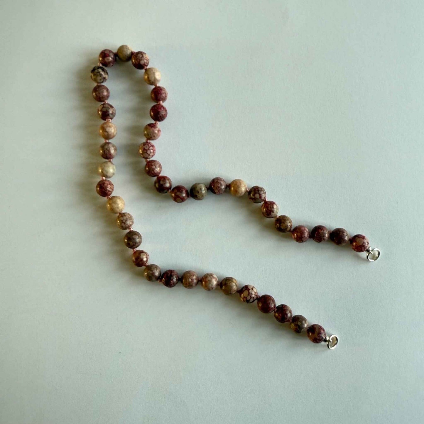 Ketting van fossiel koraal kralen