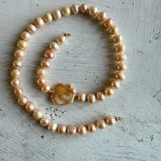 Ketting van goudkleurige parels - GOLDY