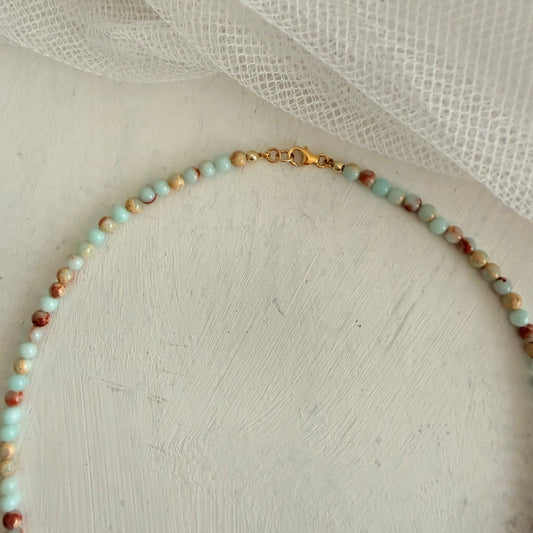 Kettinkje van Keizer jaspis met gold filled slotje