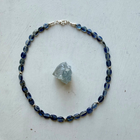 Ketting van kyaniet - Engelina Jewelry