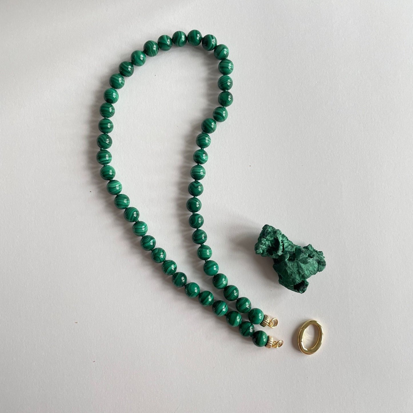 Ketting van malachiet kralen met gold filled connector