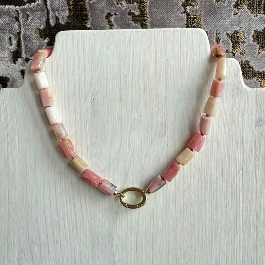 Ketting van roze opaal staafjes met gold filled open einden