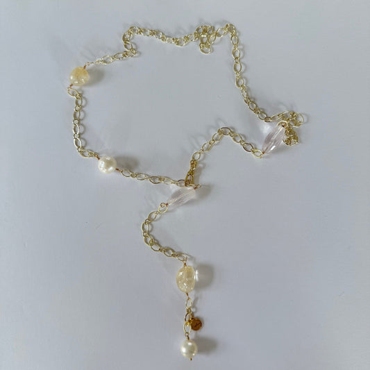 Lange verstelbare schakelketting met zoetwaterparels en citrien