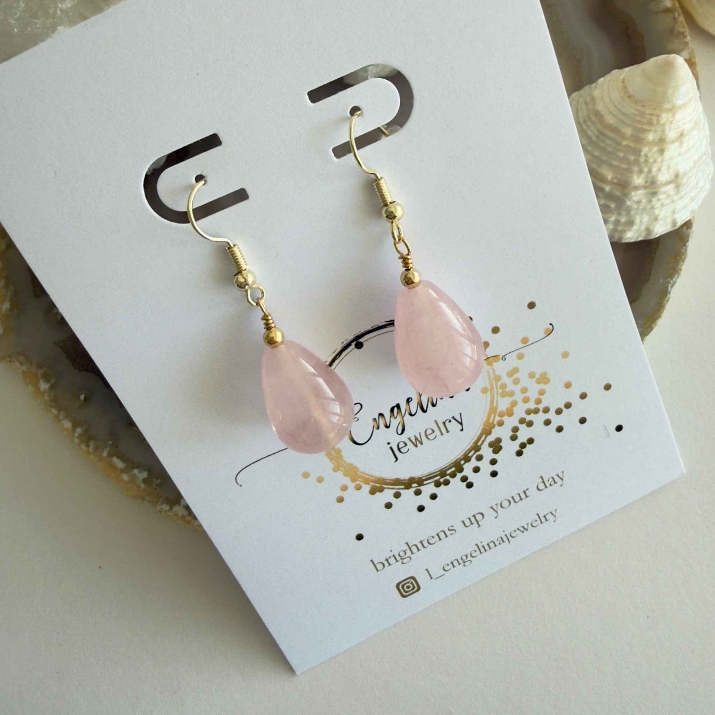 Gold filled oorbellen met rozenkwarts druppel