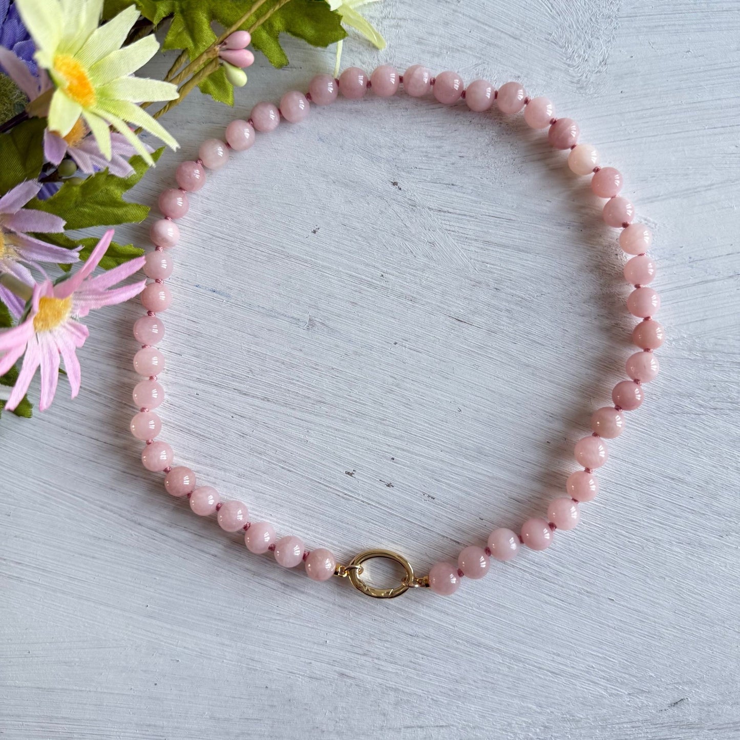 Ketting van roze jade met gold filled sluiting