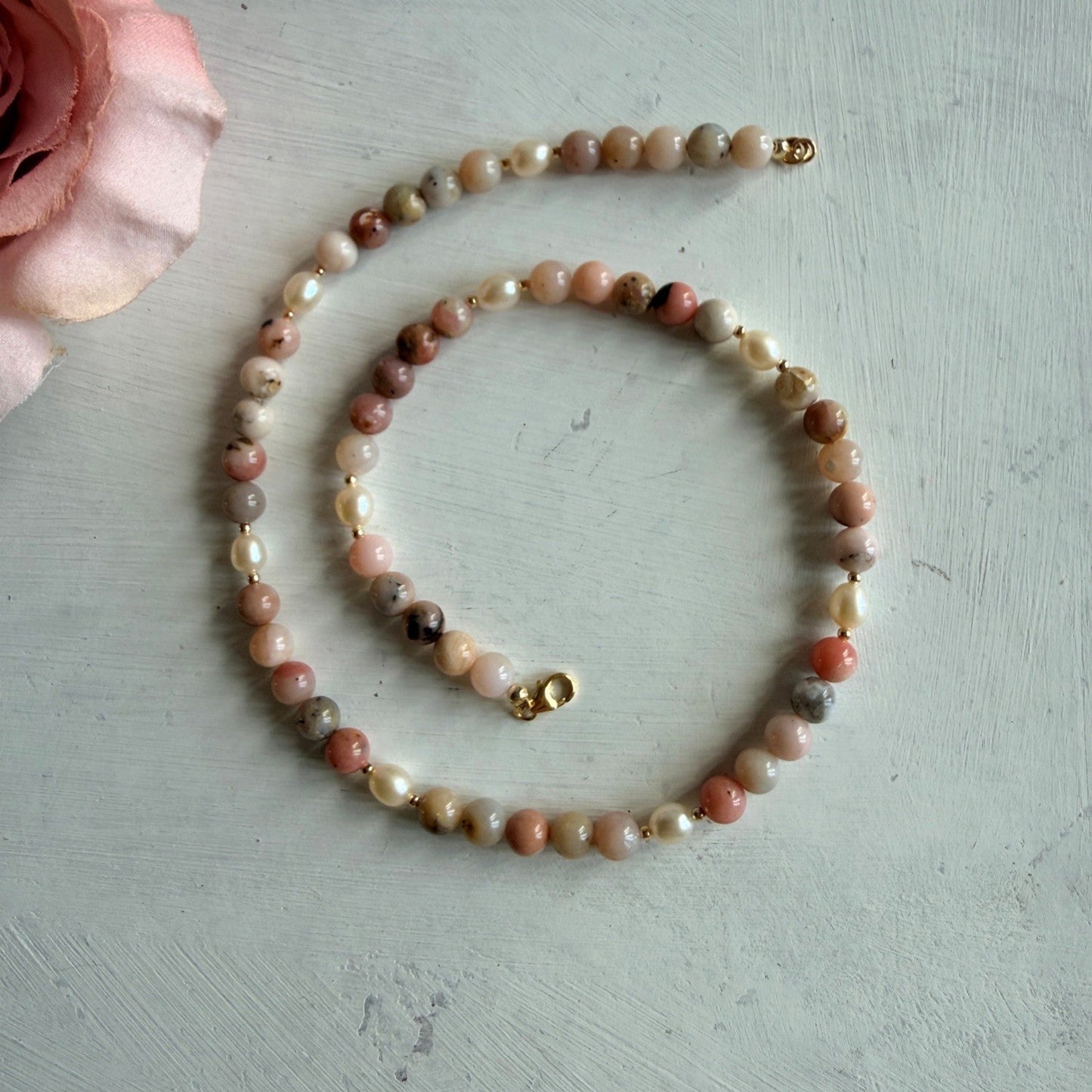Ketting van Andes opaal en zoetwaterparels - Engelina Jewelry