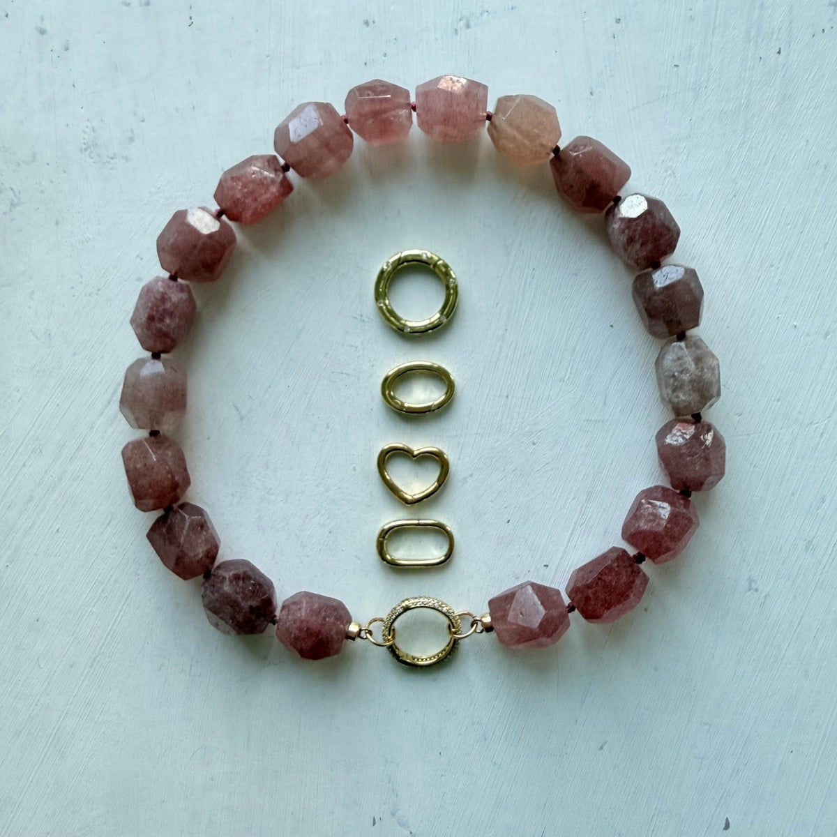 Ketting van aardbeienkwarts - Engelina Jewelry