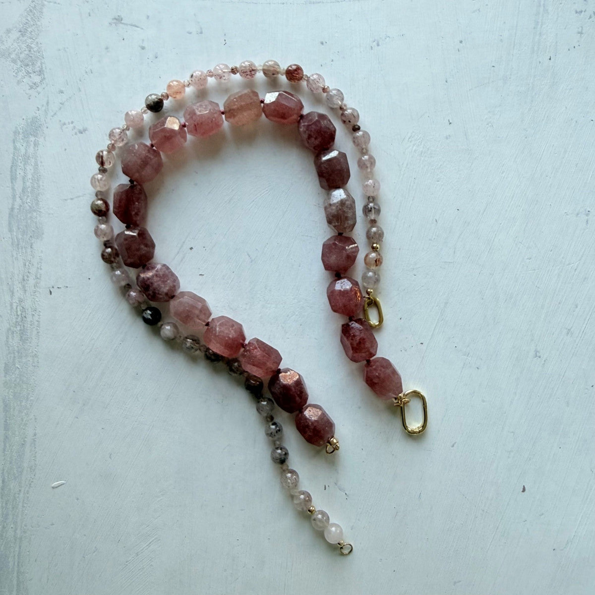 Kettingen van aardbeienkwarts - Engelina Jewelry