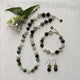 Ketting, armbandje en oorbellen van chrysoprase coins - Engelina Jewelry
