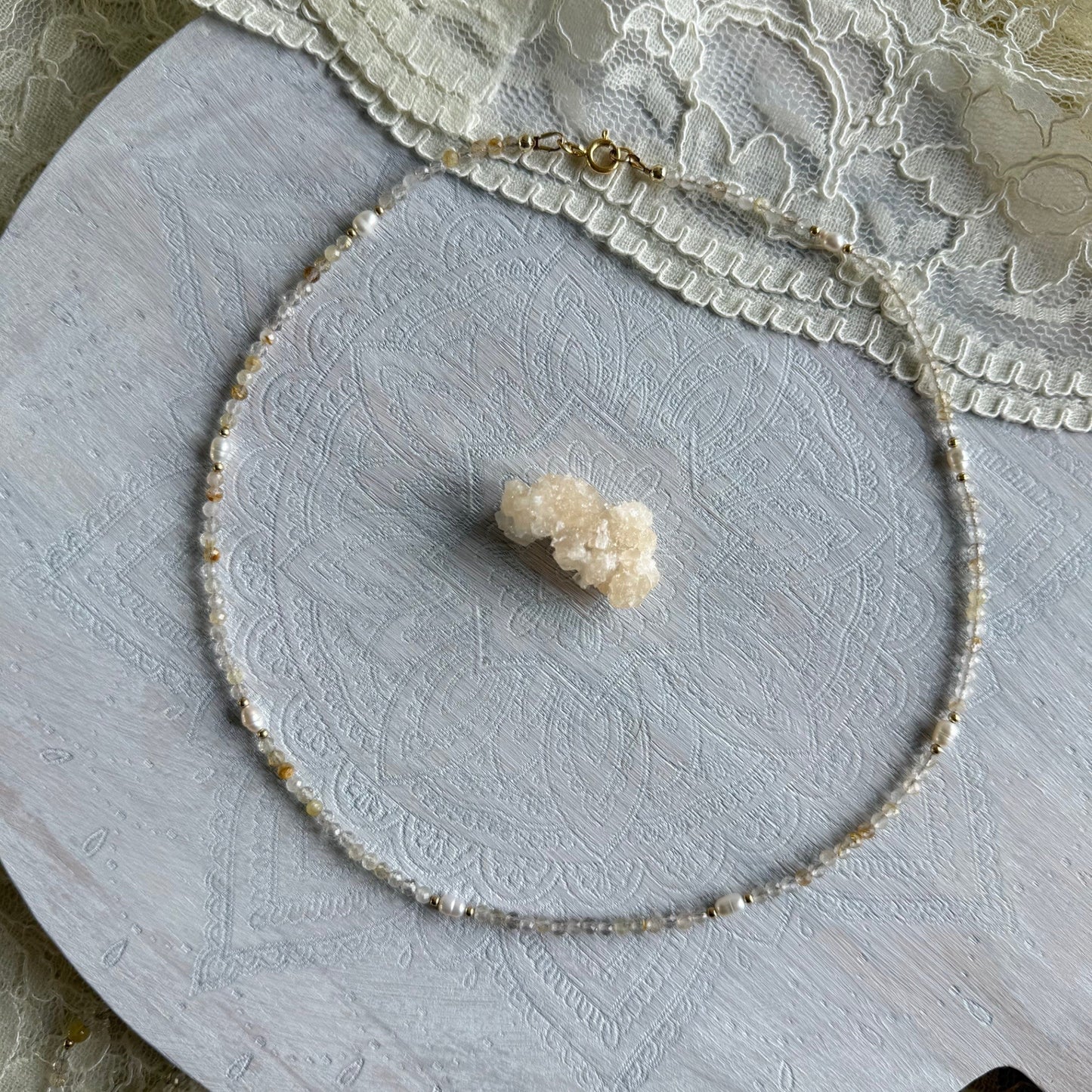 Ketting rutielkwarts facetkraaltjes en zoetwaterparels - RUTHILA