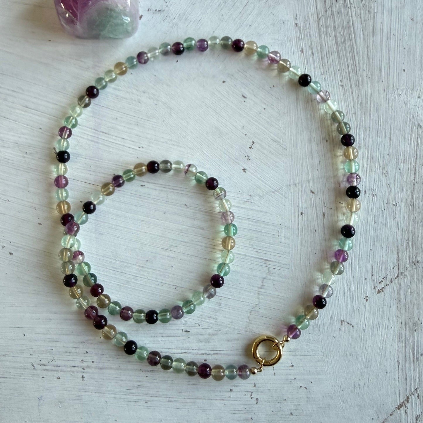 Ketting van fluoriet kralen met open einden - FLORALIA