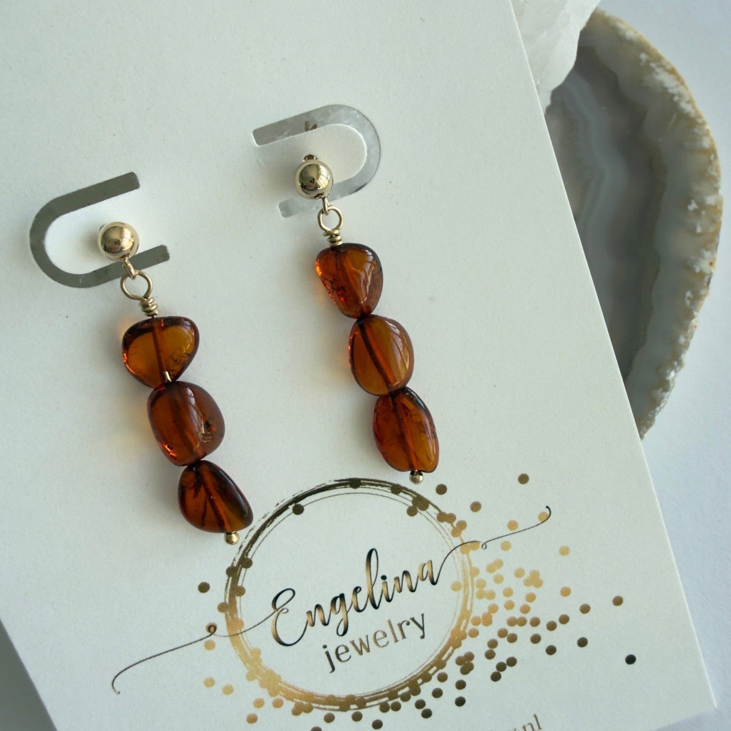 Handgemaakte ketting van ronde kralen met 14K gold filled haakslotje — Engelina Jewelry