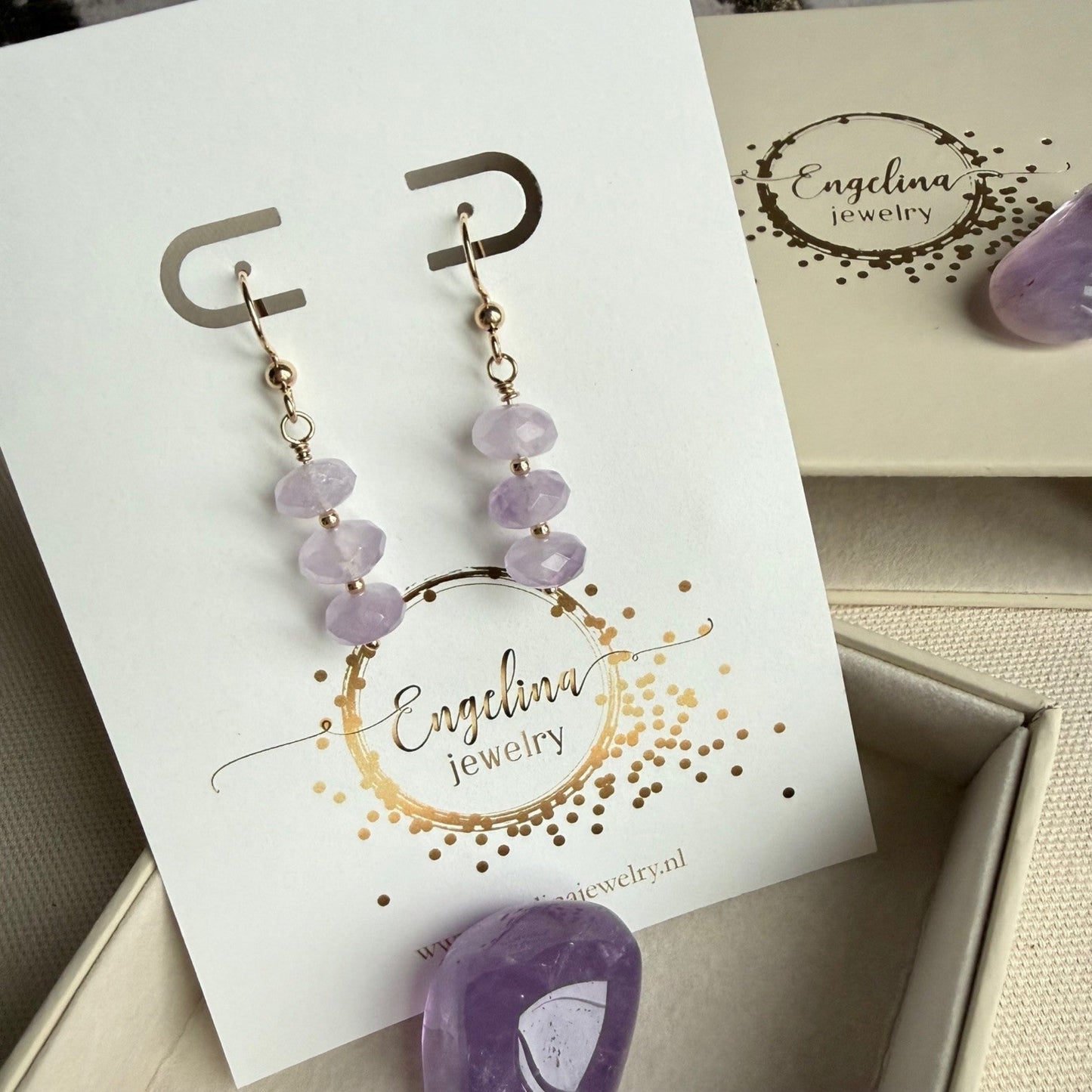 Gold filled oorbellen met amethist rondellen