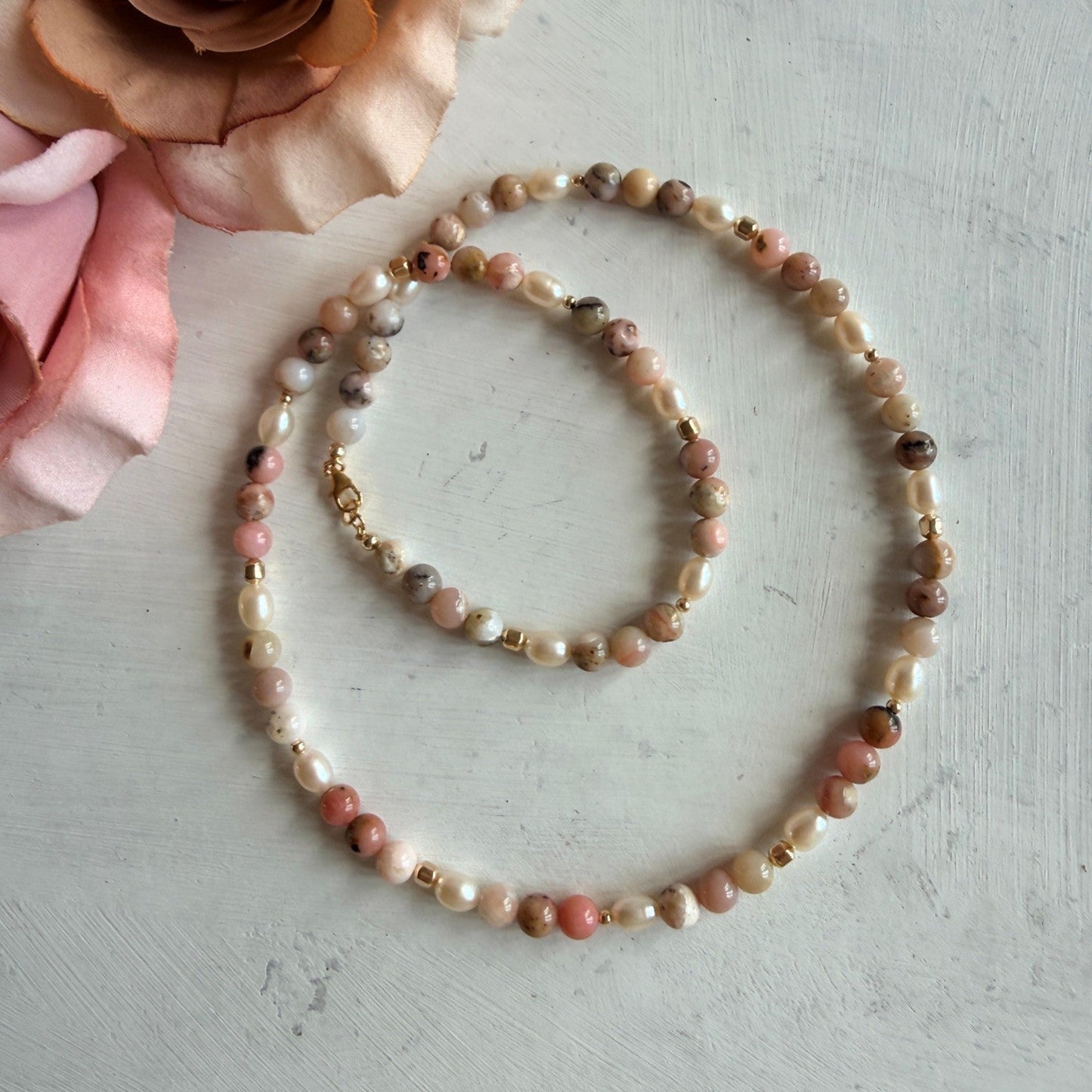 Lange ketting van Andes opaal en zoetwaterparels -Engeina Jewelry
